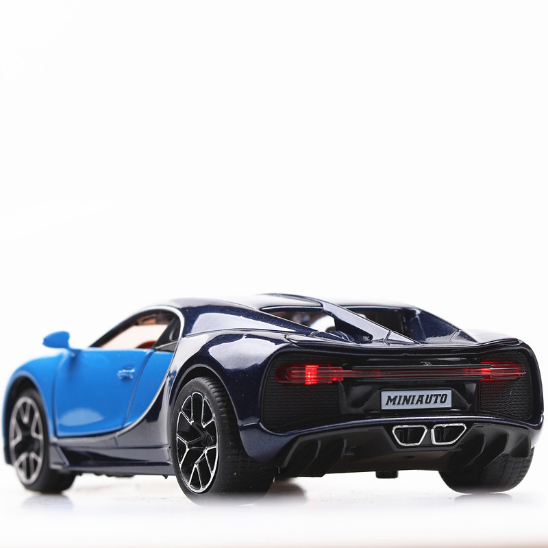 Modellino di Supercar Chiron i - Photography Lighting Simulation recensione e prezzo